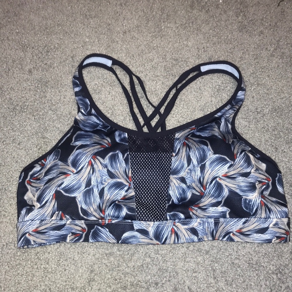 Cross back Champion sports bra